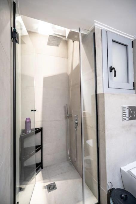 Piraeus Cozy Apartment For 4 Persons المظهر الخارجي الصورة