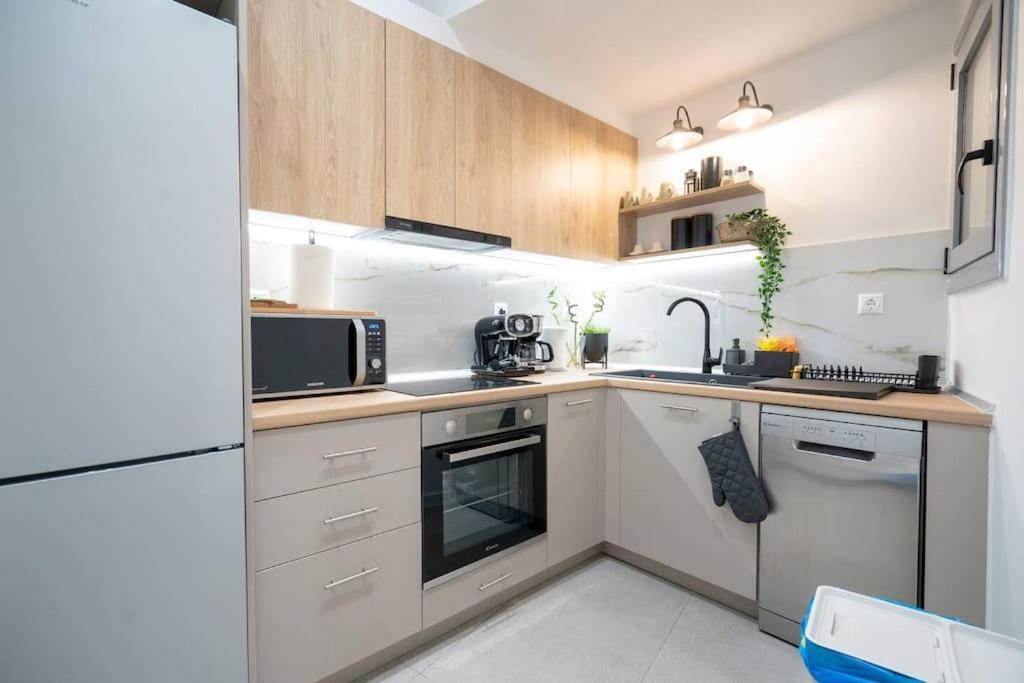 Piraeus Cozy Apartment For 4 Persons المظهر الخارجي الصورة