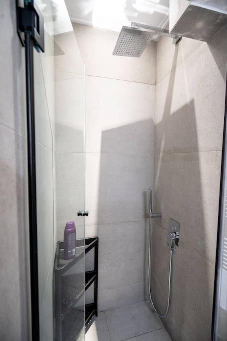 Piraeus Cozy Apartment For 4 Persons المظهر الخارجي الصورة